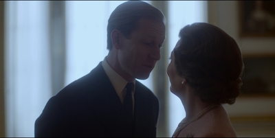 THE_CROWN_-_E3X01_OLDING_099.jpg