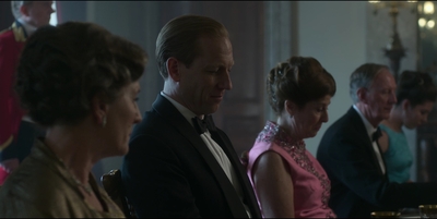 THE_CROWN_-_E3X01_OLDING_114.jpg