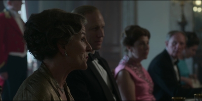 THE_CROWN_-_E3X01_OLDING_121.jpg