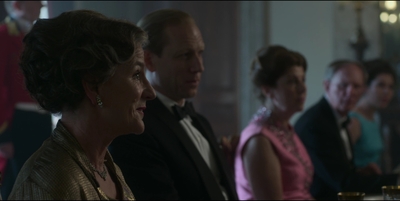 THE_CROWN_-_E3X01_OLDING_124.jpg