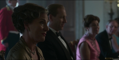 THE_CROWN_-_E3X01_OLDING_137.jpg