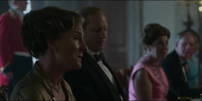 THE_CROWN_-_E3X01_OLDING_142.jpg
