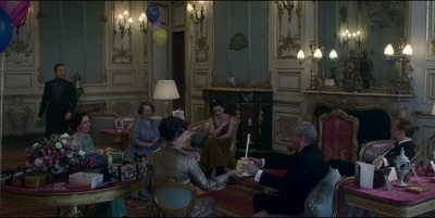 THE_CROWN_-_E3X01_OLDING_169.jpg