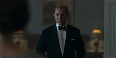 THE_CROWN_-_E3X01_OLDING_214.jpg