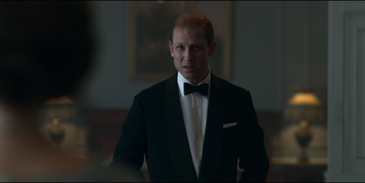 THE_CROWN_-_E3X01_OLDING_215.jpg