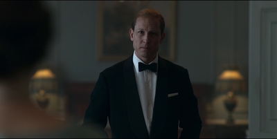 THE_CROWN_-_E3X01_OLDING_229.jpg