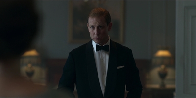 THE_CROWN_-_E3X01_OLDING_232.jpg