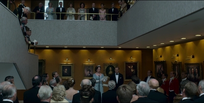 THE_CROWN_-_E3X01_OLDING_237.jpg
