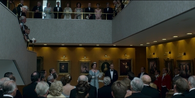 THE_CROWN_-_E3X01_OLDING_243.jpg