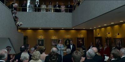 THE_CROWN_-_E3X01_OLDING_253.jpg