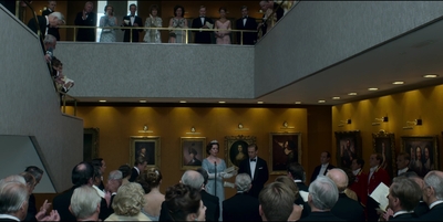 THE_CROWN_-_E3X01_OLDING_254.jpg