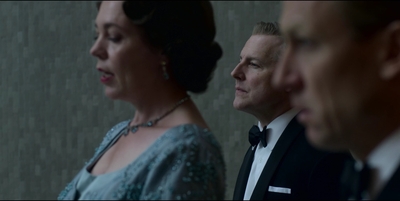 THE_CROWN_-_E3X01_OLDING_255.jpg