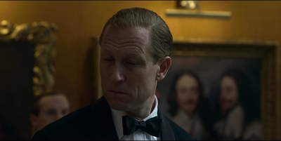 THE_CROWN_-_E3X01_OLDING_275.jpg