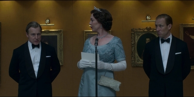 THE_CROWN_-_E3X01_OLDING_294.jpg