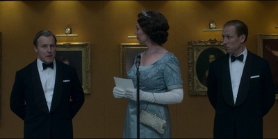 THE_CROWN_-_E3X01_OLDING_295.jpg
