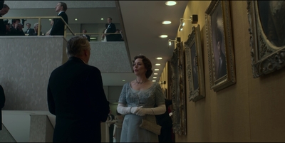 THE_CROWN_-_E3X01_OLDING_318.jpg