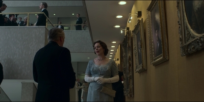 THE_CROWN_-_E3X01_OLDING_319.jpg
