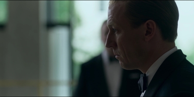 THE_CROWN_-_E3X01_OLDING_336.jpg