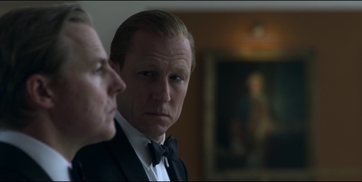 THE_CROWN_-_E3X01_OLDING_345.jpg