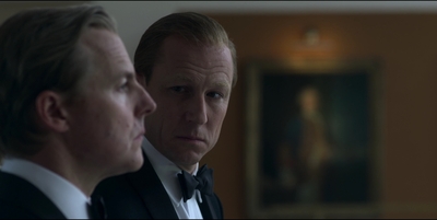 THE_CROWN_-_E3X01_OLDING_347.jpg