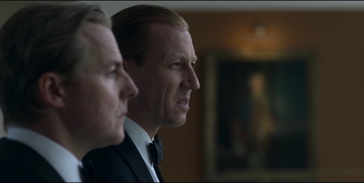 THE_CROWN_-_E3X01_OLDING_356.jpg