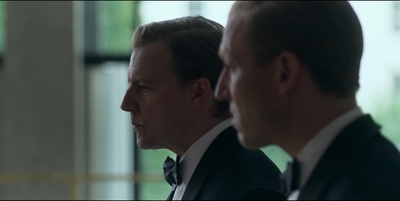 THE_CROWN_-_E3X01_OLDING_388.jpg