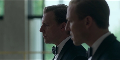THE_CROWN_-_E3X01_OLDING_390.jpg