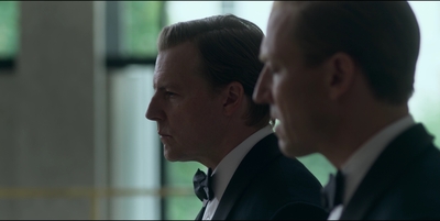 THE_CROWN_-_E3X01_OLDING_394.jpg