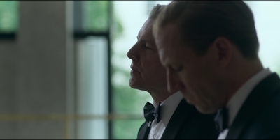 THE_CROWN_-_E3X01_OLDING_414.jpg