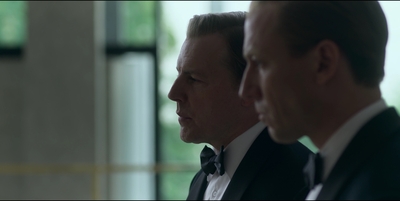 THE_CROWN_-_E3X01_OLDING_424.jpg
