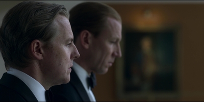 THE_CROWN_-_E3X01_OLDING_430.jpg