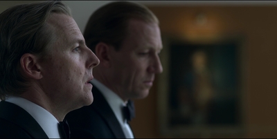 THE_CROWN_-_E3X01_OLDING_438.jpg