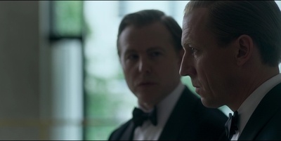 THE_CROWN_-_E3X01_OLDING_472.jpg