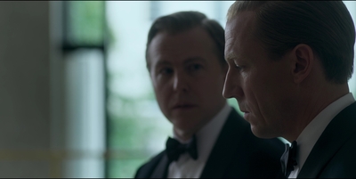 THE_CROWN_-_E3X01_OLDING_479.jpg