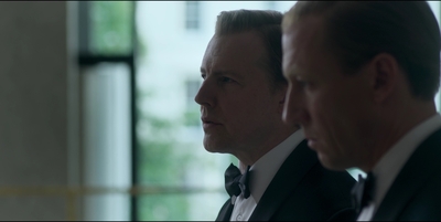 THE_CROWN_-_E3X01_OLDING_496.jpg