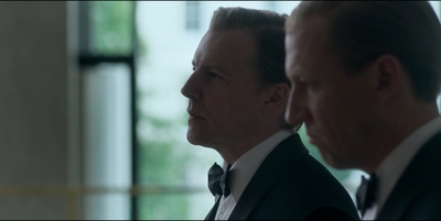 THE_CROWN_-_E3X01_OLDING_499.jpg