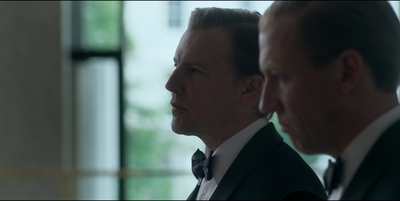 THE_CROWN_-_E3X01_OLDING_500.jpg