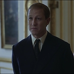 THE_CROWN_-_E3X01_OLDING_062.jpg