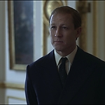 THE_CROWN_-_E3X01_OLDING_065.jpg