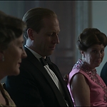 THE_CROWN_-_E3X01_OLDING_112.jpg