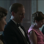 THE_CROWN_-_E3X01_OLDING_114.jpg