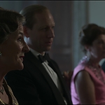 THE_CROWN_-_E3X01_OLDING_124.jpg