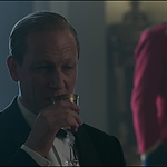 THE_CROWN_-_E3X01_OLDING_150.jpg