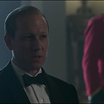 THE_CROWN_-_E3X01_OLDING_157.jpg
