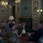 THE_CROWN_-_E3X01_OLDING_167.jpg