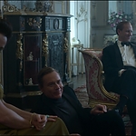 THE_CROWN_-_E3X01_OLDING_184.jpg