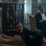THE_CROWN_-_E3X01_OLDING_195.jpg