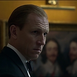 THE_CROWN_-_E3X01_OLDING_282.jpg