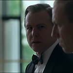THE_CROWN_-_E3X01_OLDING_412.jpg