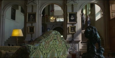 THE_CROWN_-_E3X02_MARGARETOLOGY_023.jpg